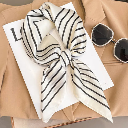 Foulard en satin de soie pour femme