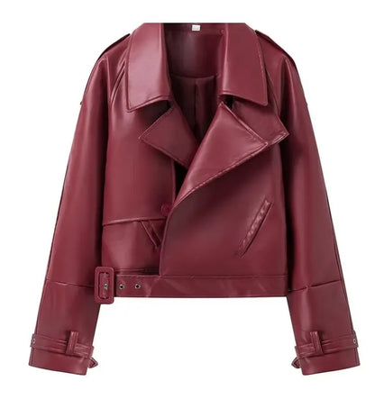 Veste courte en cuir pour femme