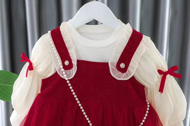 Robe deux pièces pour bébé fille avec de jolis nœuds