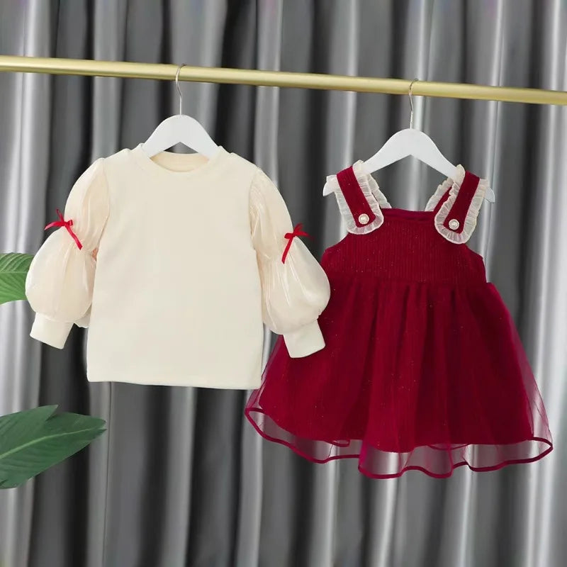 Robe deux pièces pour bébé fille avec de jolis nœuds