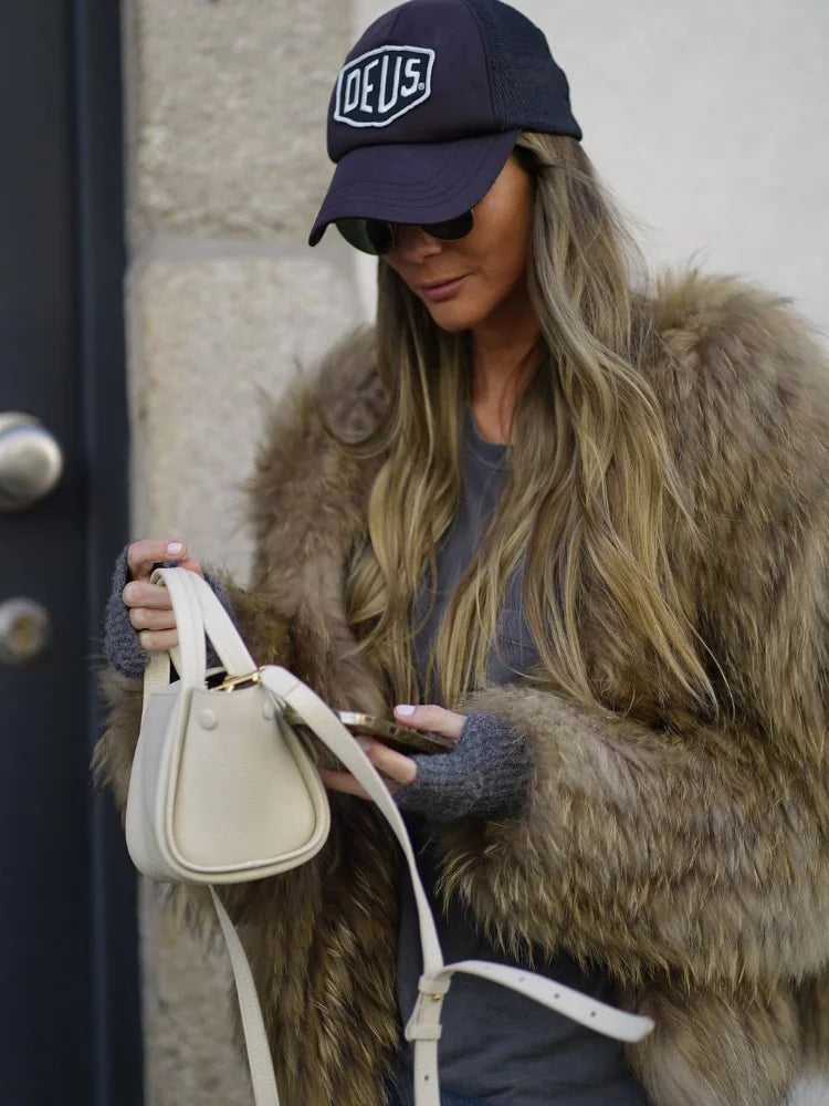 Manteau épais en fausse fourrure pour femme