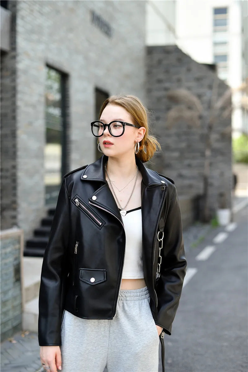 Veste en cuir avec ceinture pour femme