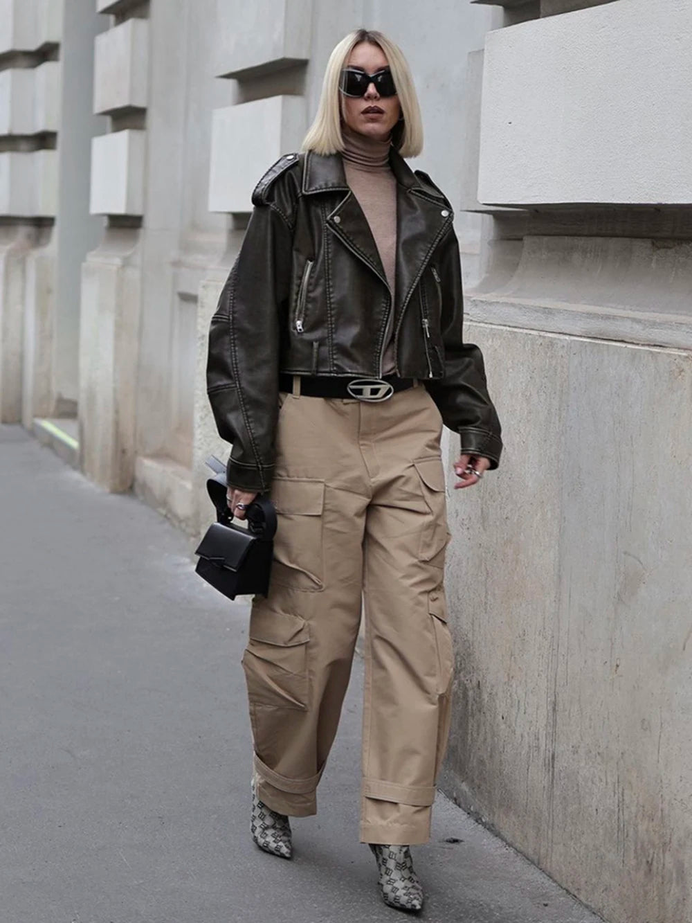 Veste en cuir de rue pour femmes