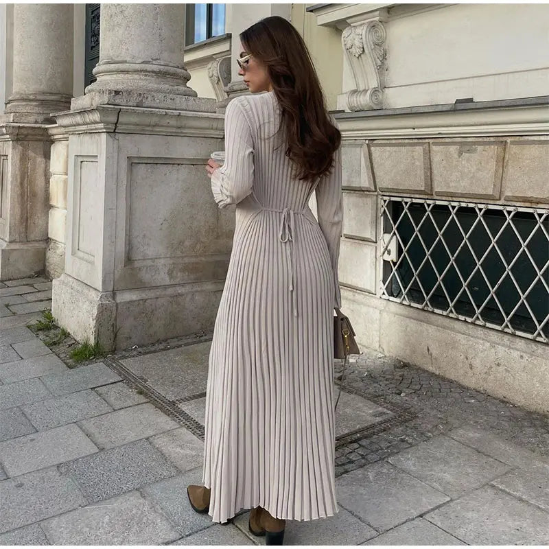 Robe longue en tricot plissée et élégante pour femme