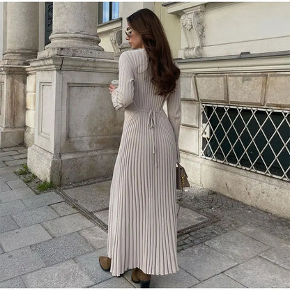 Robe longue en tricot plissée et élégante pour femme