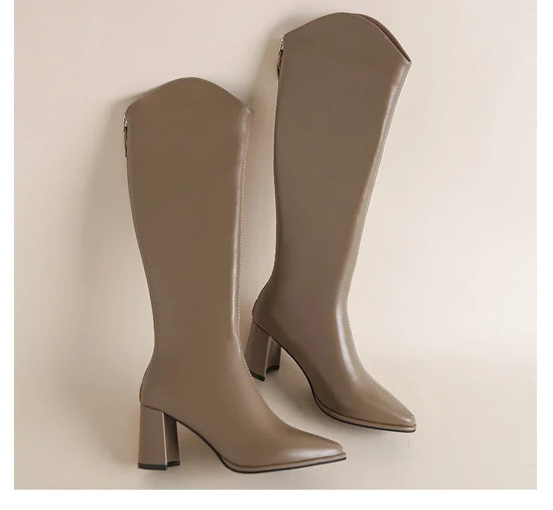 Bottes en cuir à talons hauts pour femmes