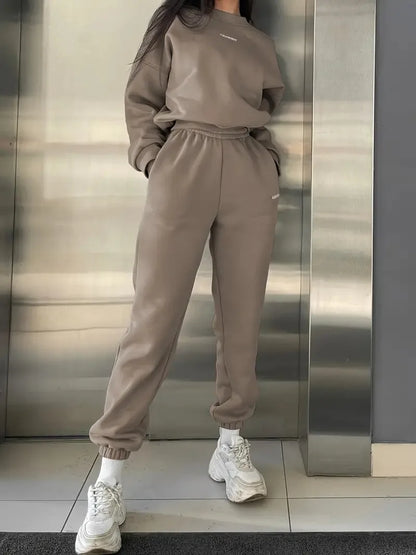 Ensemble sweat à capuche et pantalon pour femme