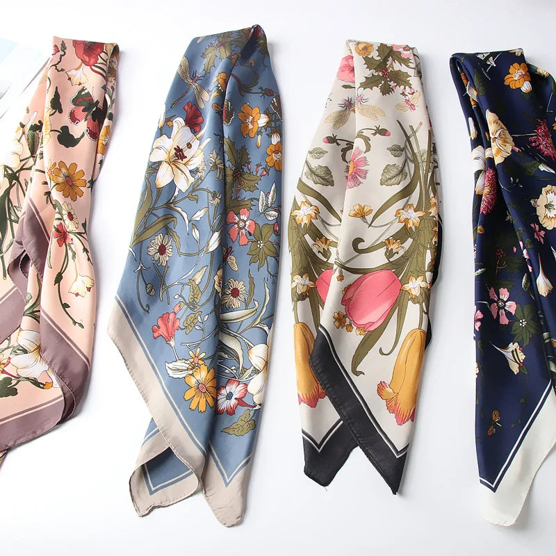 foulard en satin de soie fleuri pour femme