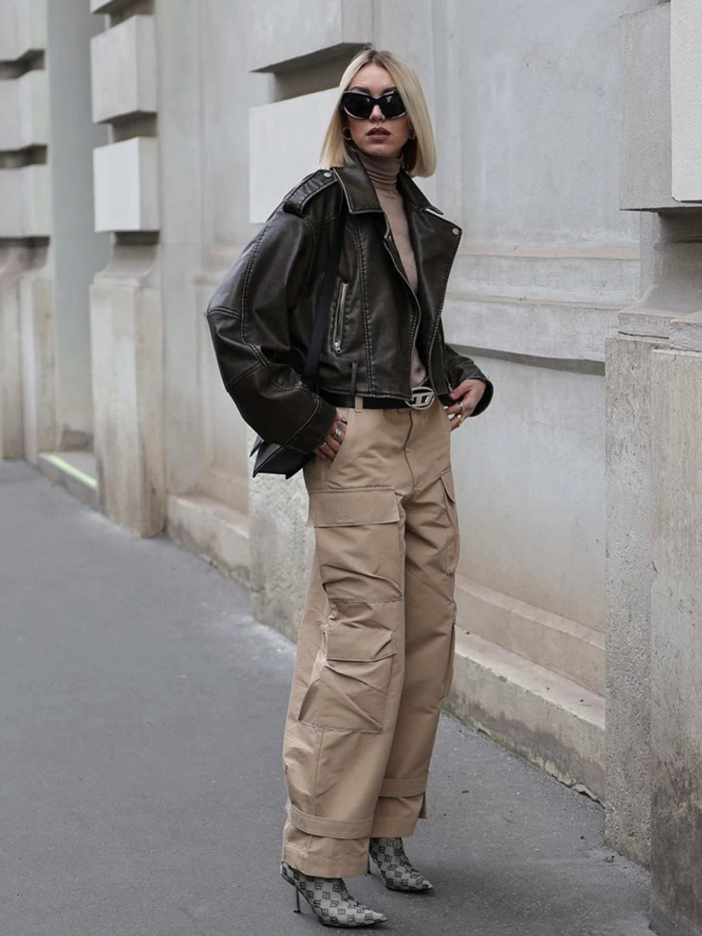 Veste en cuir de rue pour femmes