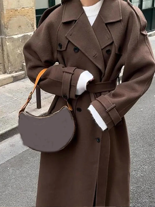 Manteau élégant en laine marron pour femme