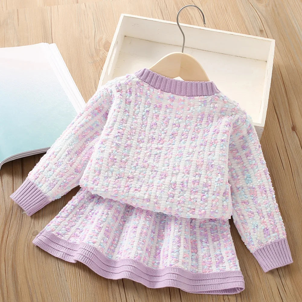 Ensemble deux pièces pull + jupe pour enfant fille